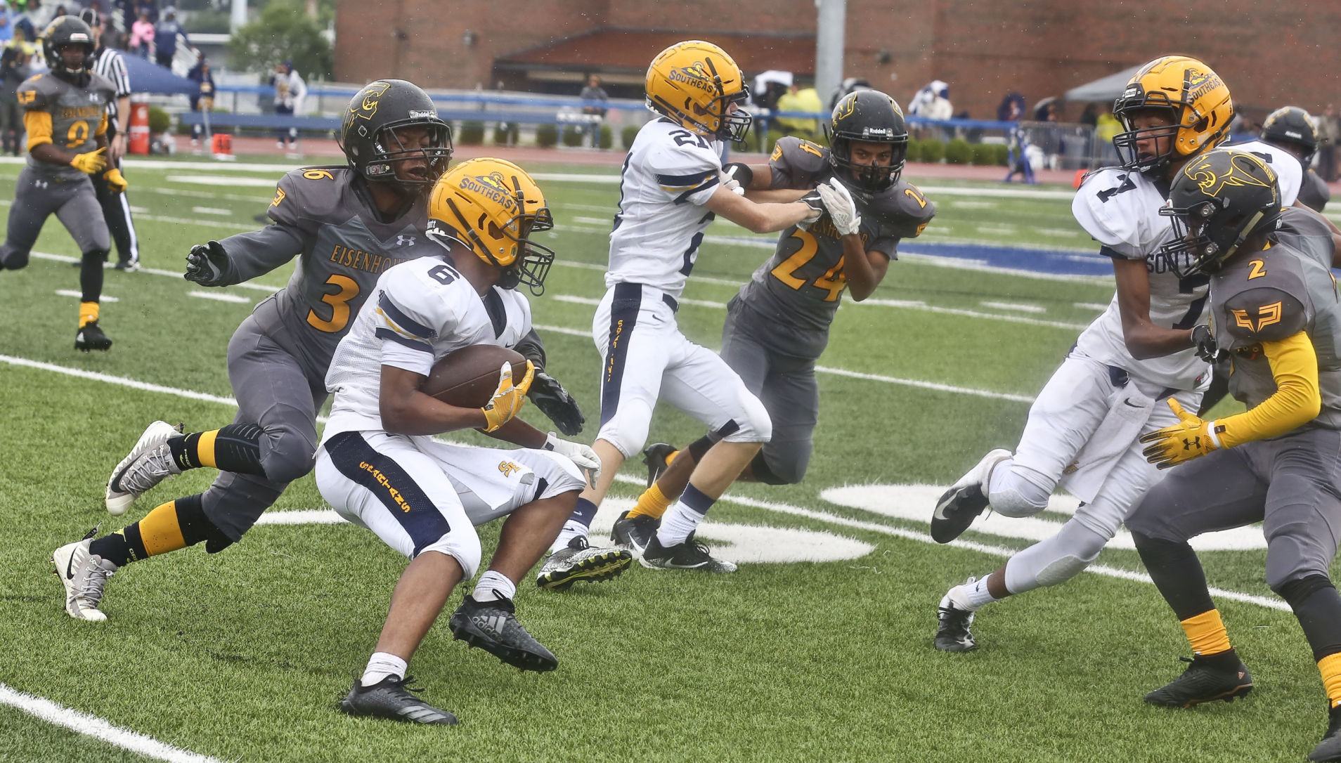 Eisenhower Southeast decgal 31 09.08.18.JPG